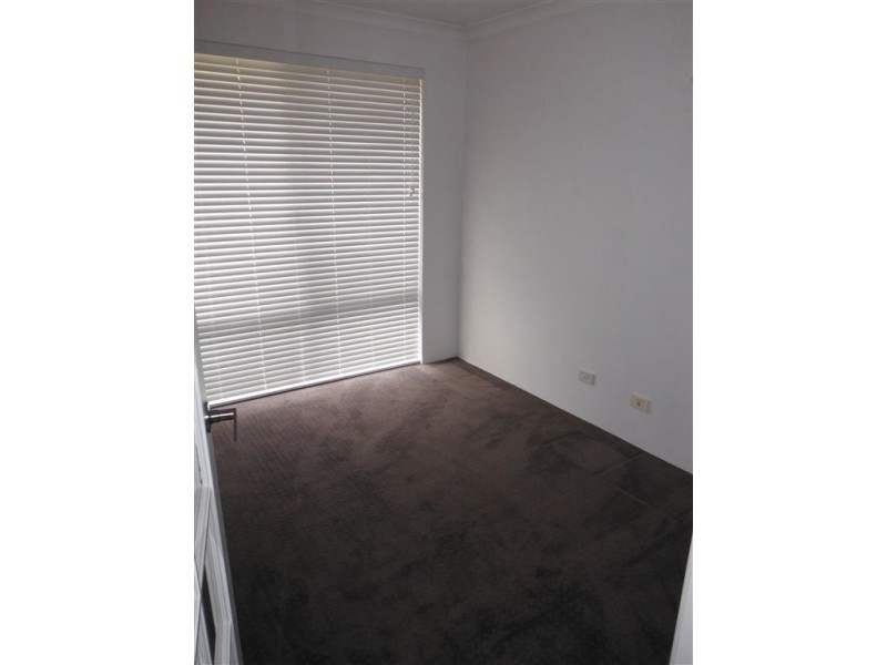 31 Lombe Garden, Atwell WA 6164