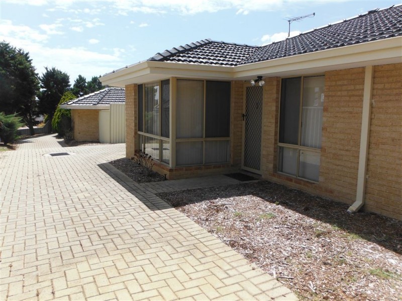 24B Burdett Retreat, Murdoch WA 6150