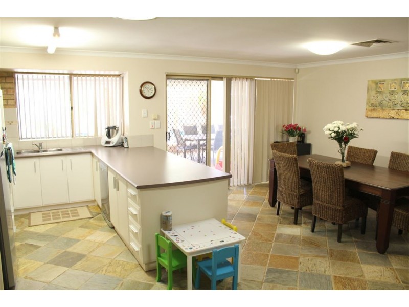 5 Jeavons Place, South Lake WA 6164