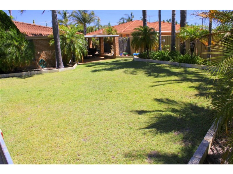 5 Jeavons Place, South Lake WA 6164