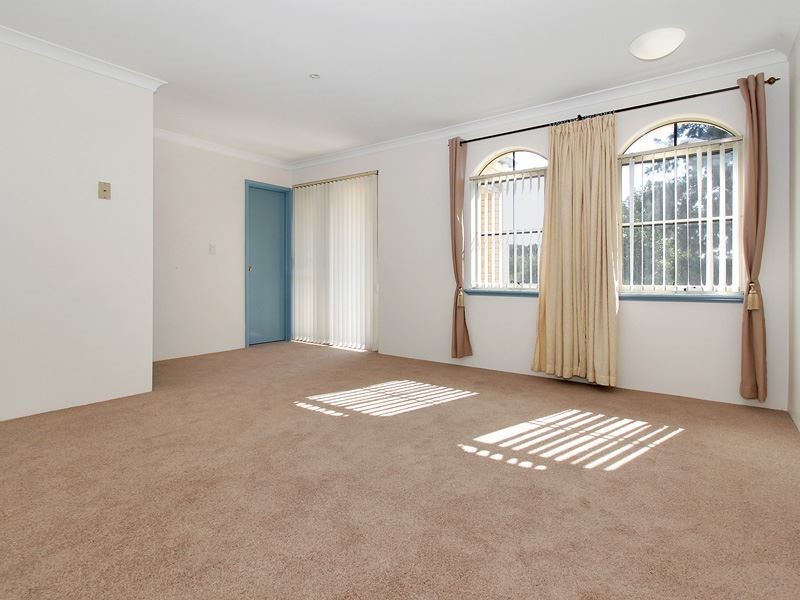 52 Prescott Drive, Murdoch WA 6150