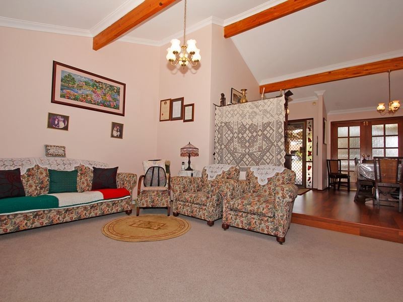 16 Hebbard Street, Samson WA 6163