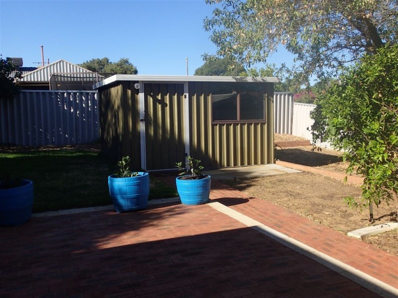 199 Winterfold Road, Coolbellup WA 6163