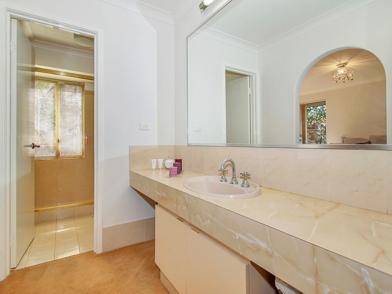 5 Le Souef Drive, Kardinya WA 6163