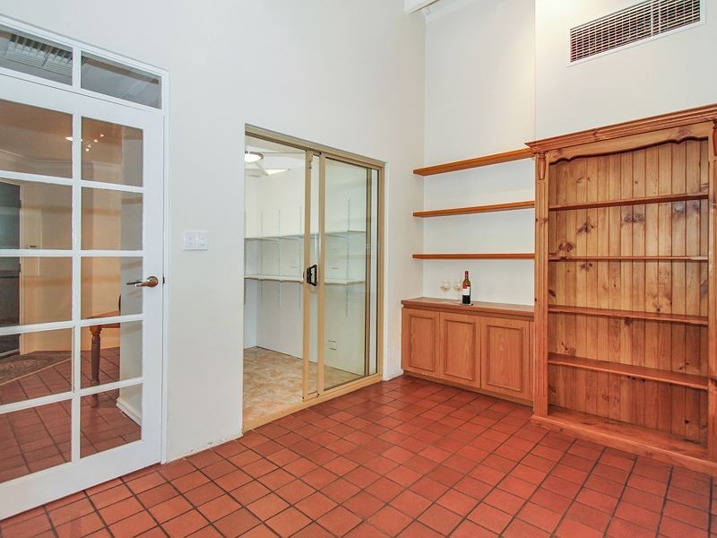 5 Le Souef Drive, Kardinya WA 6163