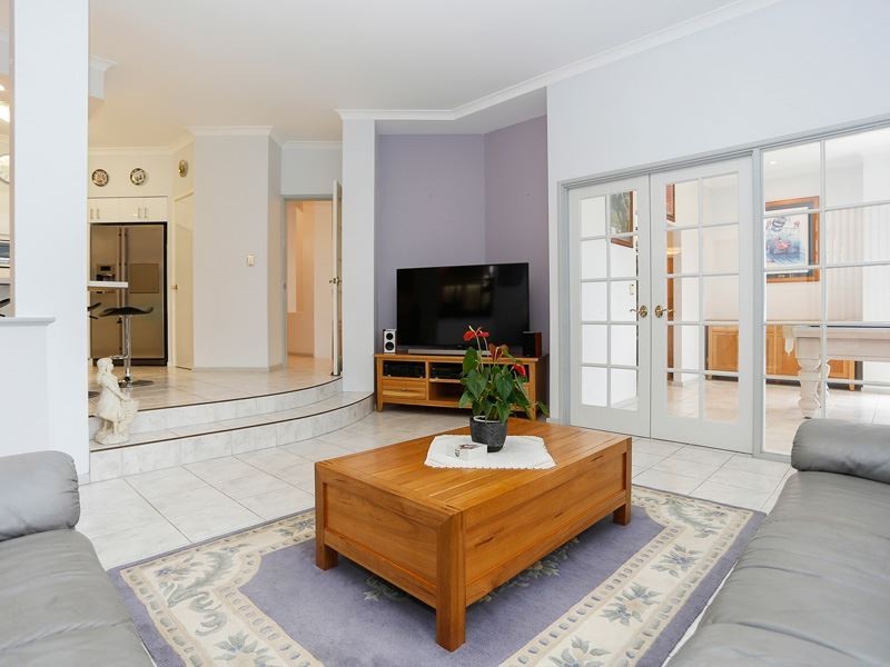 7 Ross Road, Kardinya WA 6163