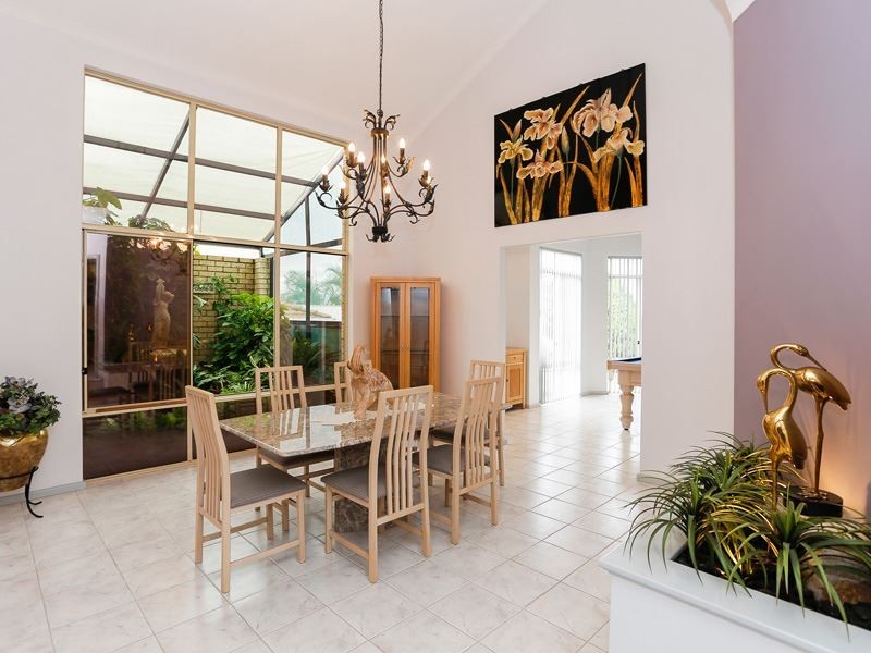 7 Ross Road, Kardinya WA 6163