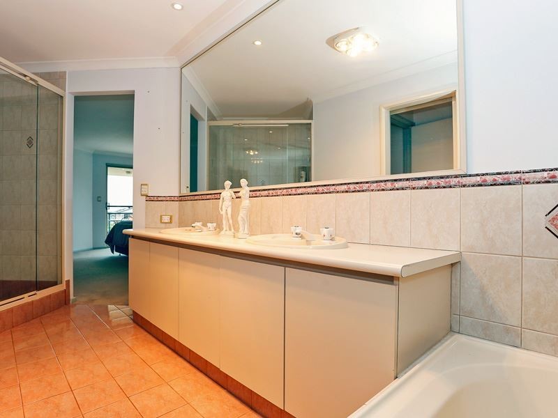 7 Ross Road, Kardinya WA 6163