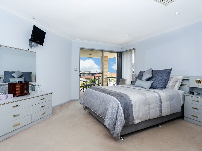 7 Ross Road, Kardinya WA 6163