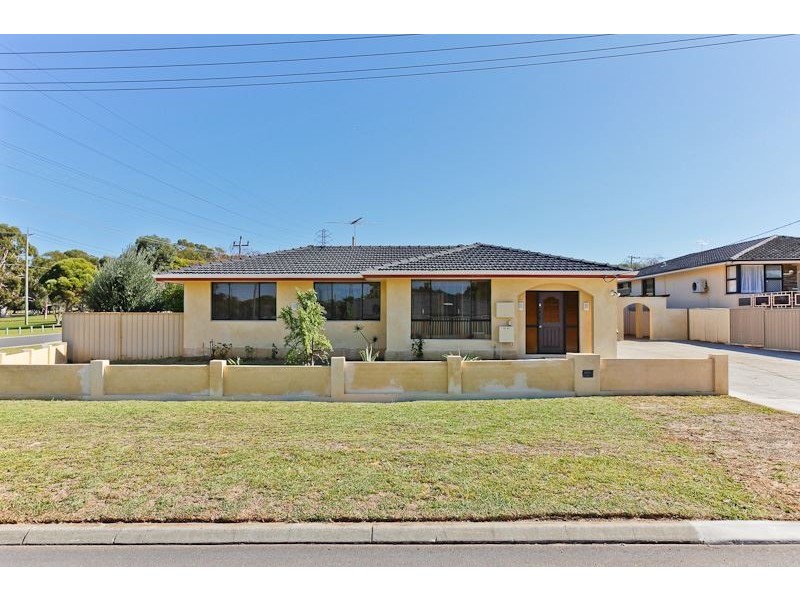 1 Pagneil Court, Hamilton Hill WA 6163