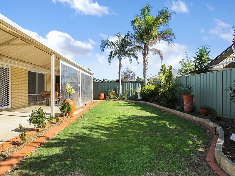 31 Lombe Gardens, Atwell WA 6164