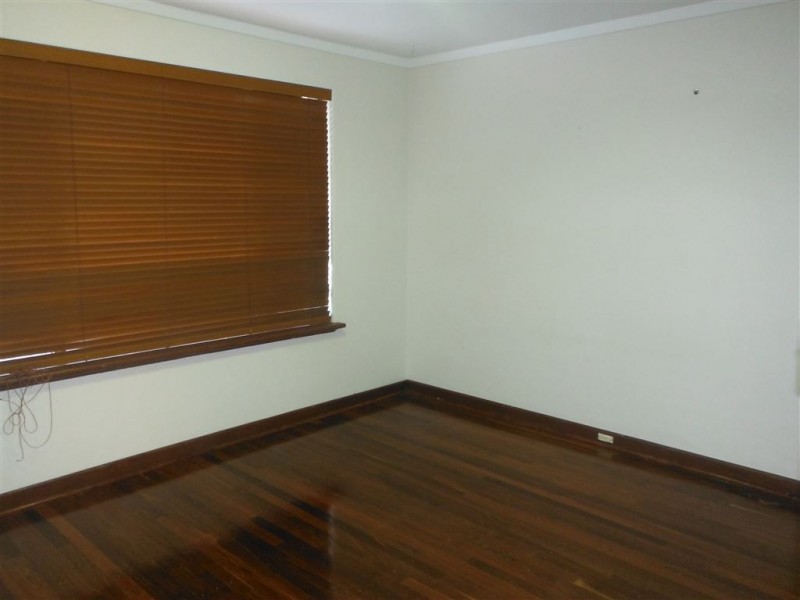 51 Aumerle Way, Spearwood WA 6163