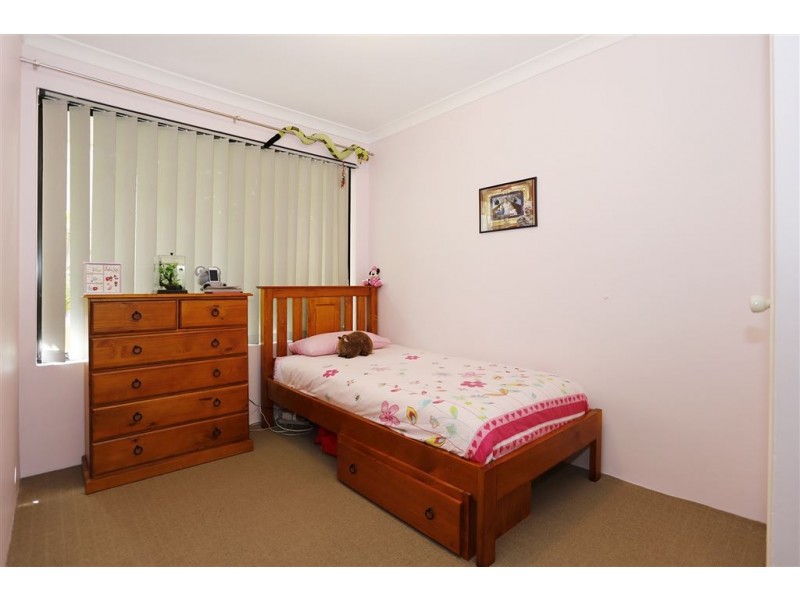 1 Mirabeau Mews, Bibra Lake WA 6163