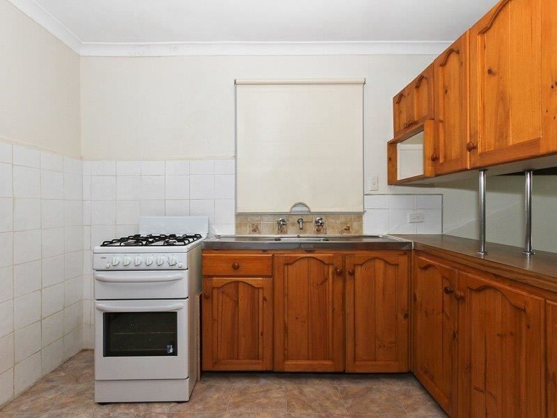 34 Coolbellup Avenue, Coolbellup WA 6163