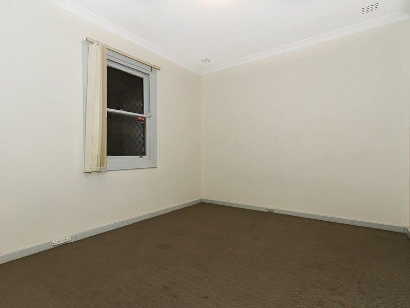 34 Coolbellup Avenue, Coolbellup WA 6163