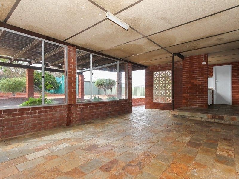 34 Coolbellup Avenue, Coolbellup WA 6163