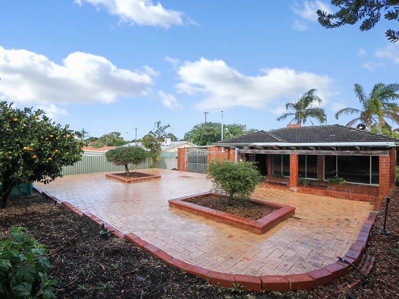 34 Coolbellup Avenue, Coolbellup WA 6163