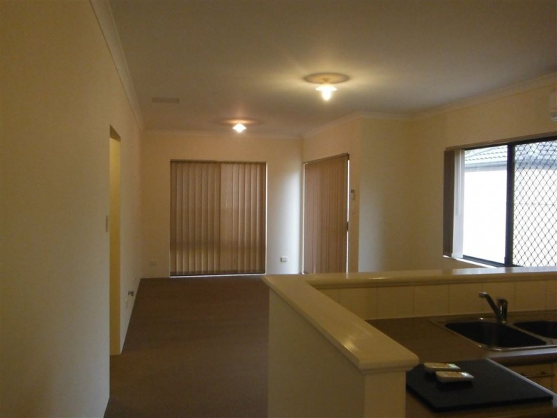 6/74 Gilbertson Road, Kardinya WA 6163