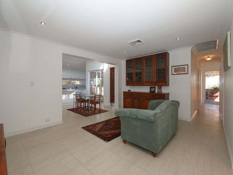 5 Moir Road, Kardinya WA 6163