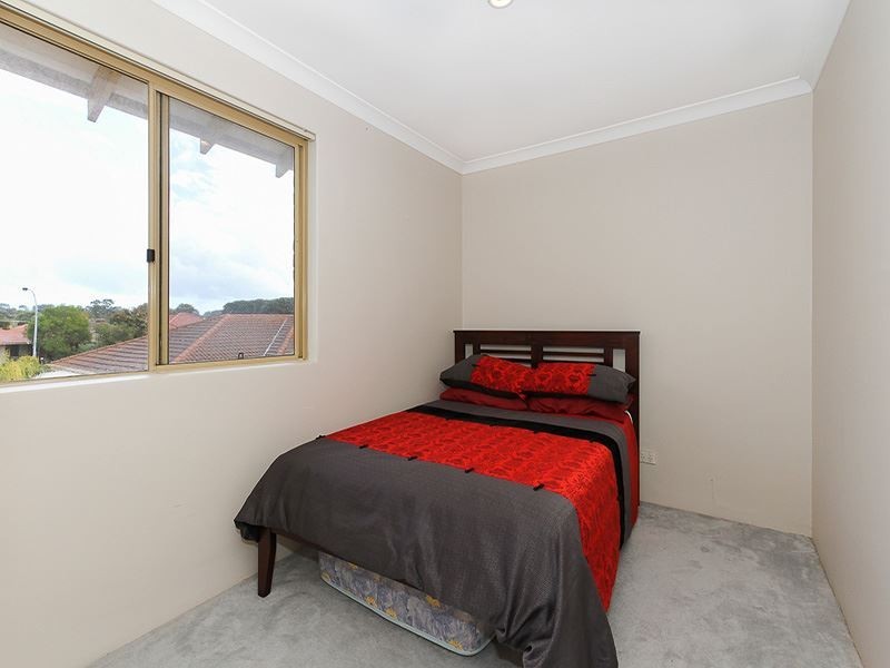 2/1 Prescott Street, Kardinya WA 6163