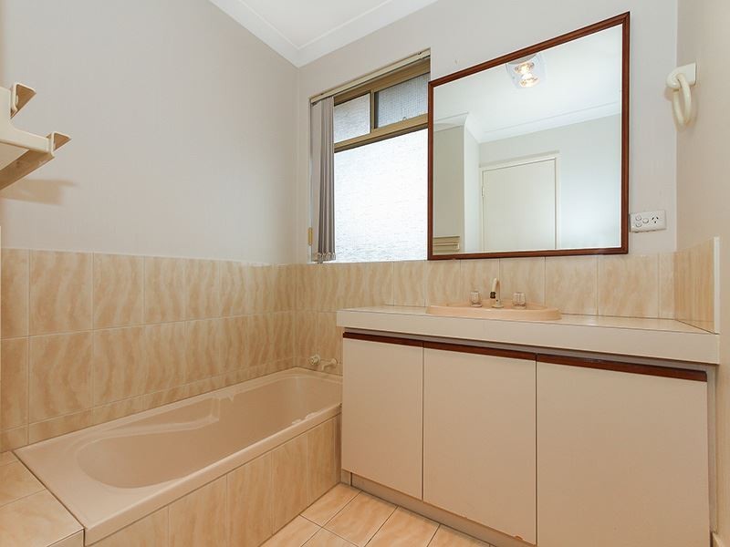 2/1 Prescott Street, Kardinya WA 6163