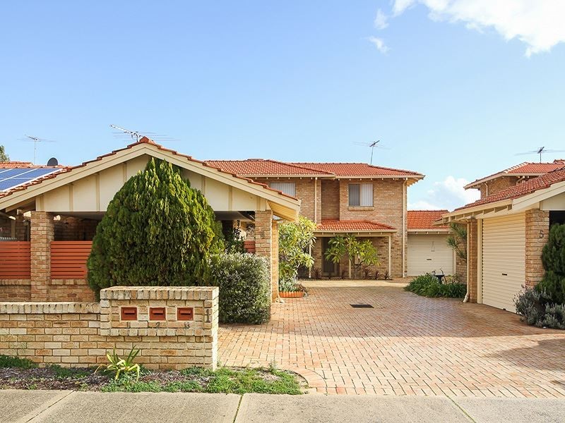 2/1 Prescott Street, Kardinya WA 6163