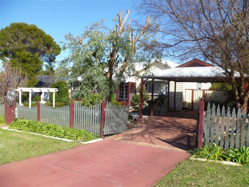 44 Wheyland Street, Willagee WA 6156