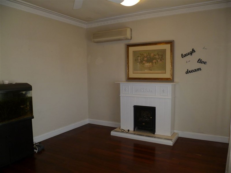 44 Wheyland Street, Willagee WA 6156