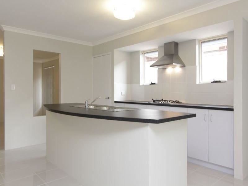 5 Delrosso Place, O’connor WA 6163