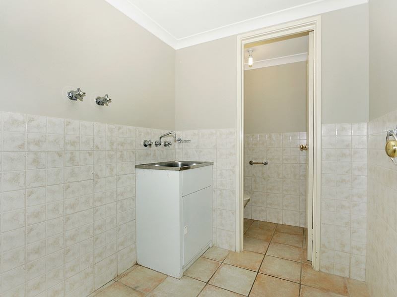 13/14 Boyd Crescent, Hamilton Hill WA 6163