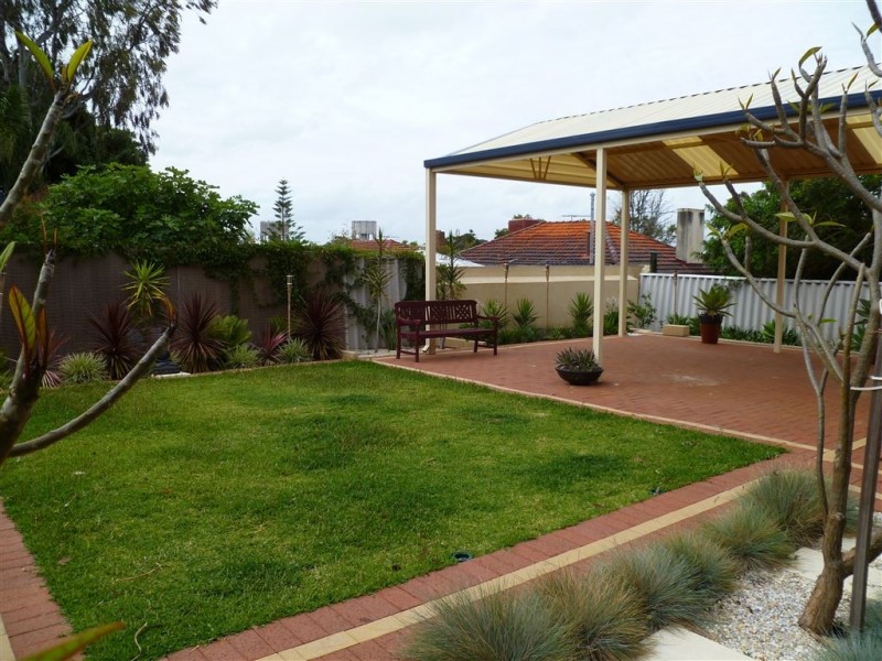3 Juno Place, Coolbellup WA 6163