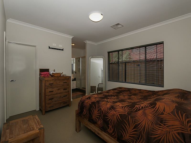 28a Cameron Way, Kardinya WA 6163