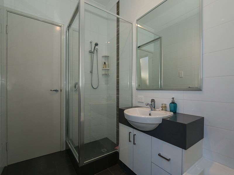 28a Cameron Way, Kardinya WA 6163