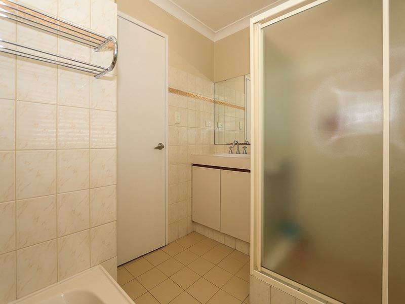 13 Sanders Loop, Kardinya WA 6163