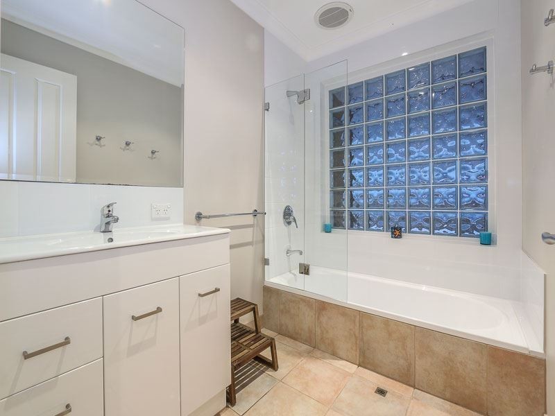 1 Coleridge Place, North Lake WA 6163