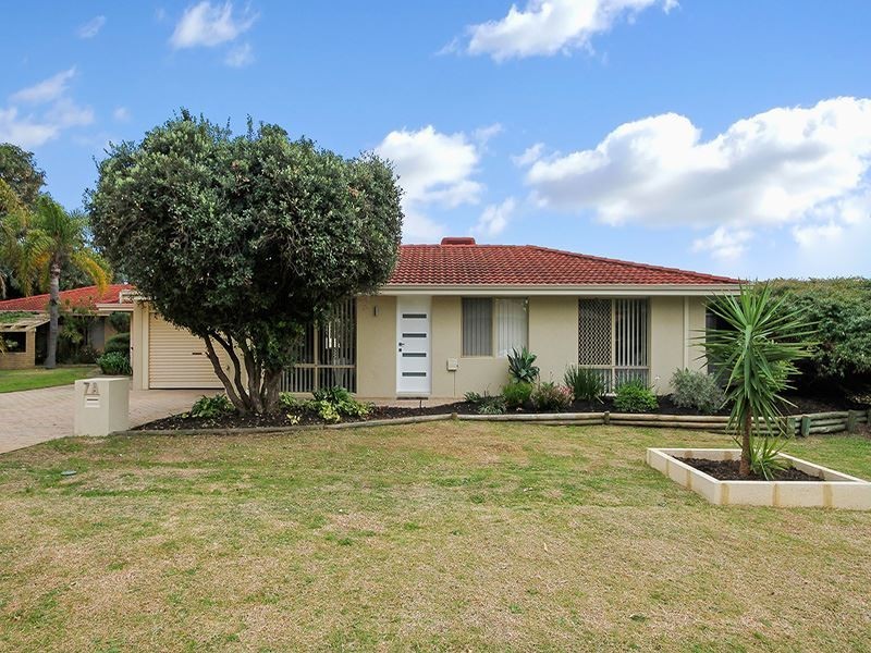 7A Bulrush Drive, Bibra Lake WA 6163