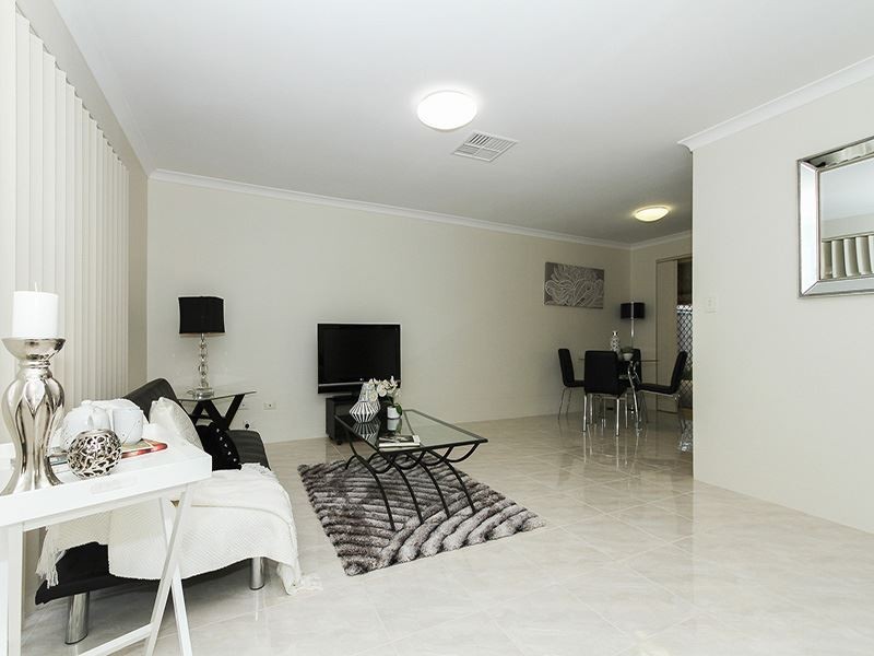 7A Bulrush Drive, Bibra Lake WA 6163