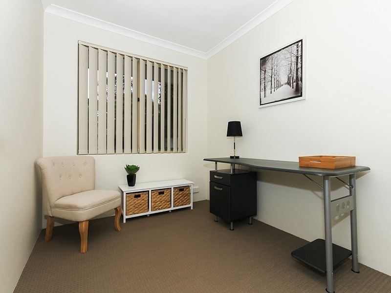 7A Bulrush Drive, Bibra Lake WA 6163