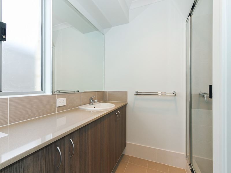 11/11 Brookland Street, Beckenham WA 6107