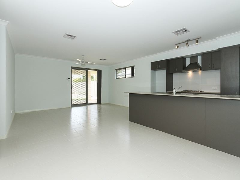 11/11 Brookland Street, Beckenham WA 6107