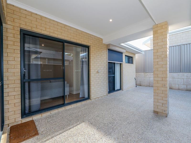 15 Principal Crescent, Coolbellup WA 6163