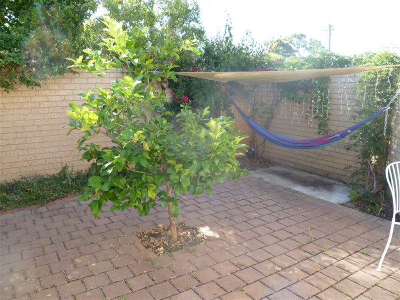 2/7 Butler Street, Willagee WA 6156