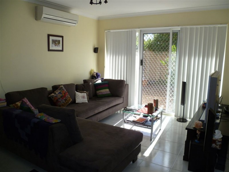 2/7 Butler Street, Willagee WA 6156