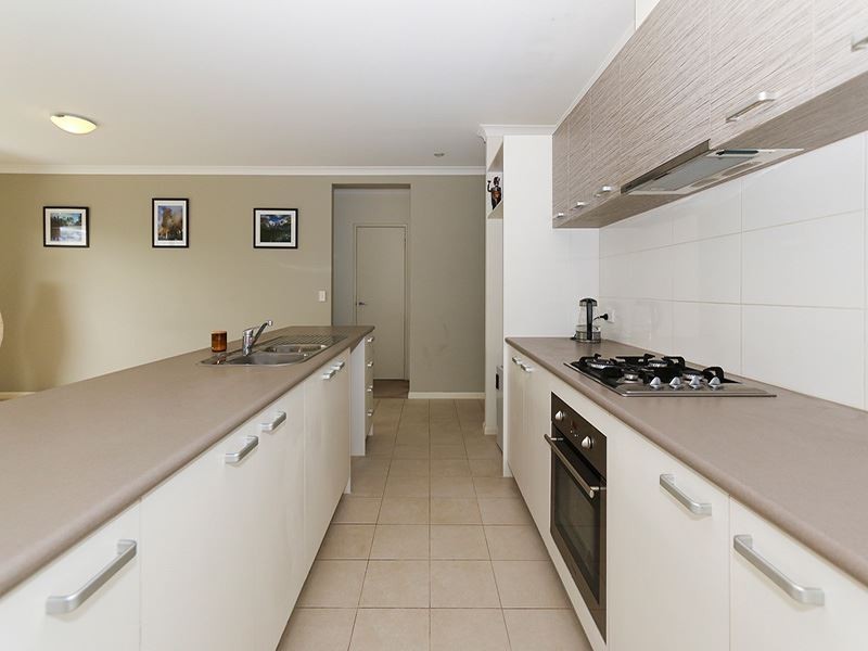 8 Leontes Way, Coolbellup WA 6163