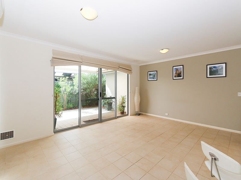 8 Leontes Way, Coolbellup WA 6163
