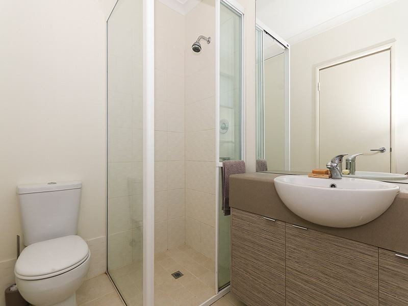 8 Leontes Way, Coolbellup WA 6163