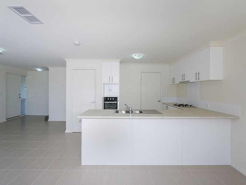 1/45 Hargreaves Street, Coolbellup WA 6163