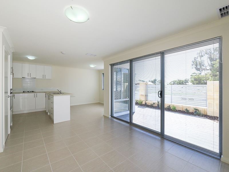 1/45 Hargreaves Street, Coolbellup WA 6163
