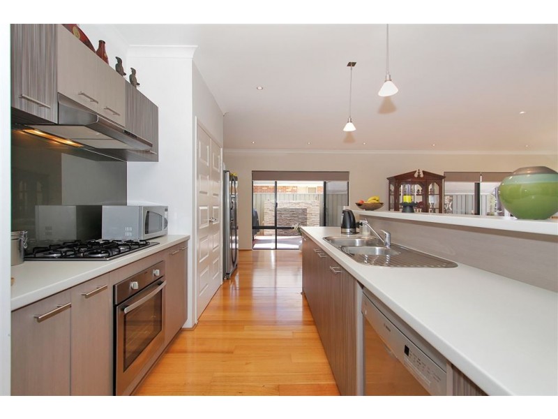 4 Cornell Way, Aubin Grove WA 6164