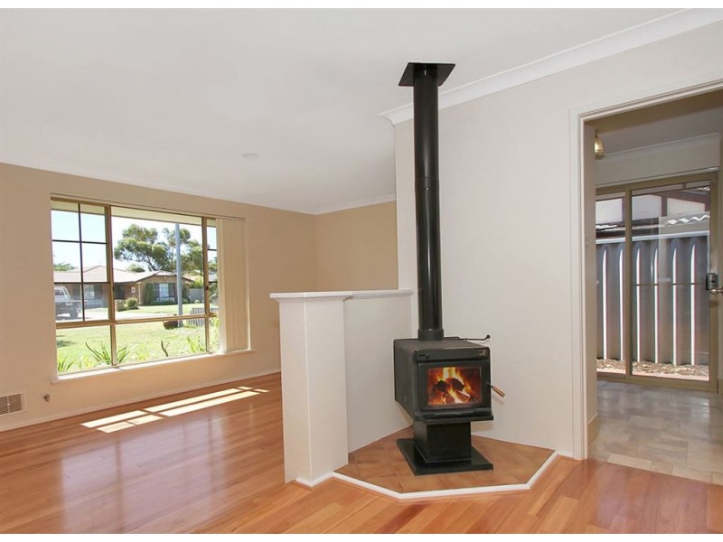 33 Stainer Avenue, Rockingham WA 6168